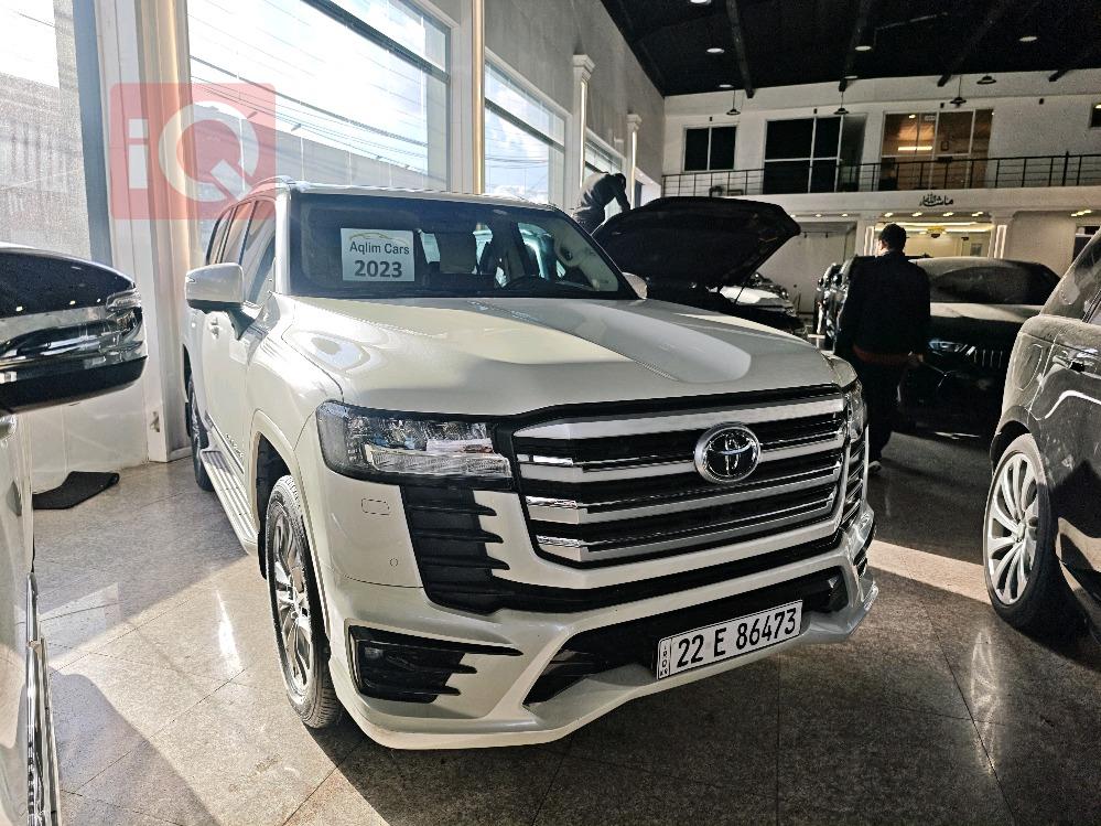 تويوتا لاندكروزر